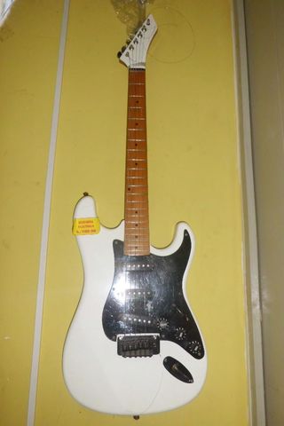Guitarra Electrica, s/100, Estado conservado #2578